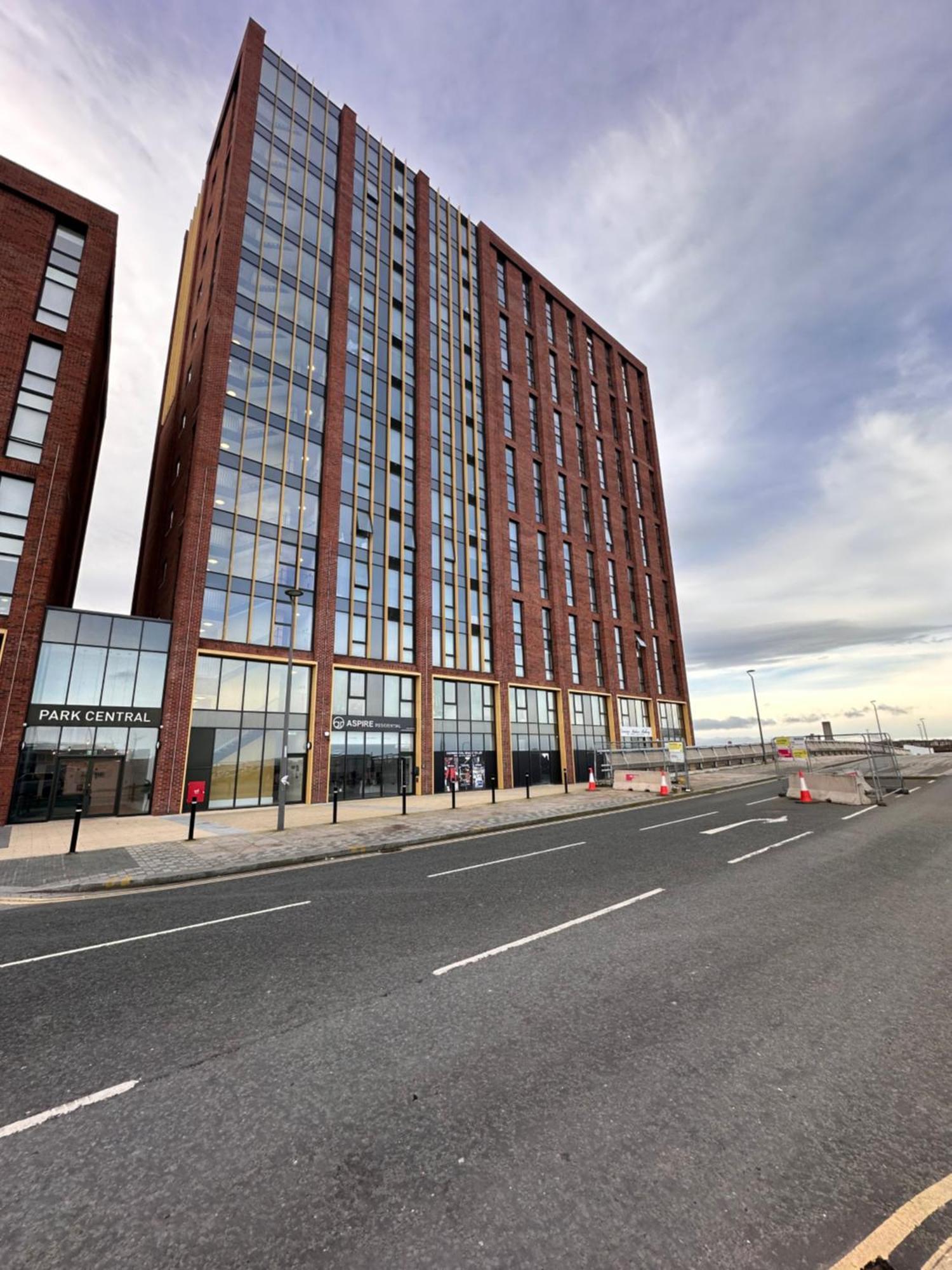 Park Central Liverpool Apartment מראה חיצוני תמונה